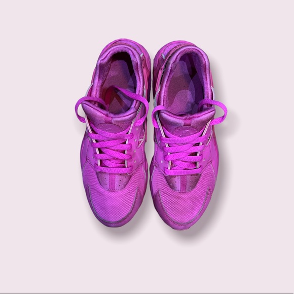 Bright Pink Huaraches - Picture 4 of 7